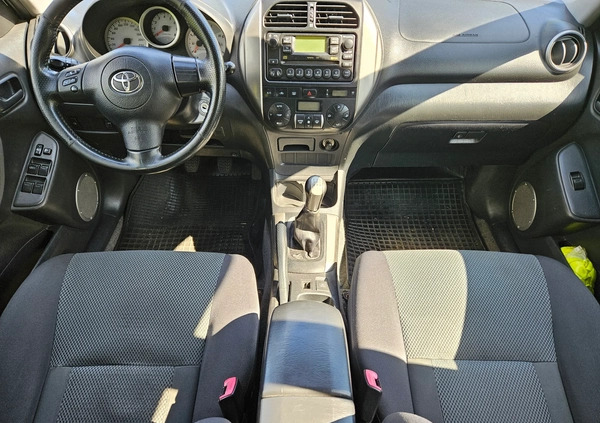 Toyota RAV4 cena 25500 przebieg: 276000, rok produkcji 2004 z Sulechów małe 29